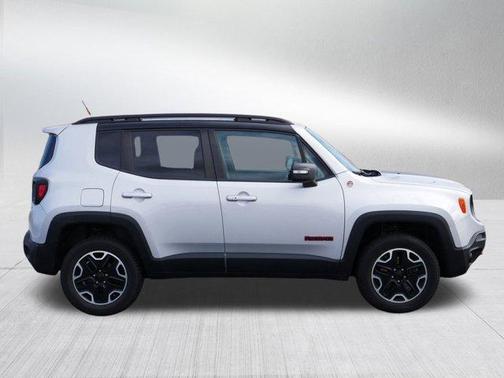 2017 Jeep Renegade Trailhawk