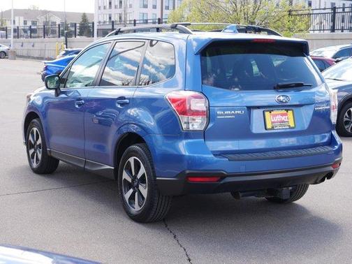 Quartz Blue Pearl 2018 Subaru Forester 2.5i Premium