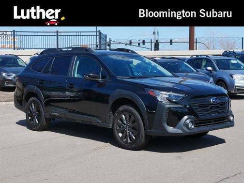 Crystal Black Silica 2025 Subaru Outback Onyx Edition