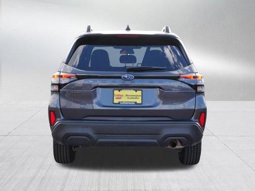 Magnetite Gray Metallic 2025 Subaru Forester Premium