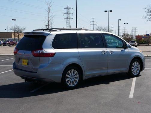 2015 Toyota Sienna XLE Premium