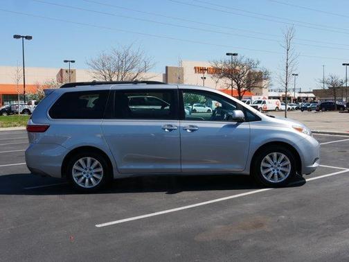 2015 Toyota Sienna XLE Premium