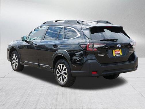 Crystal Black Silica 2025 Subaru Outback Premium
