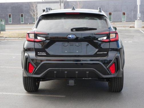 Crystal Black Silica 2024 Subaru Crosstrek Premium