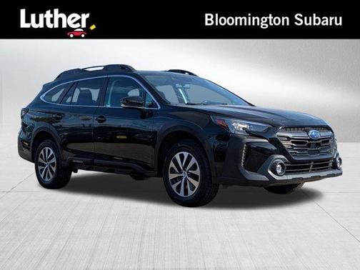 Crystal Black Silica 2023 Subaru Outback Premium