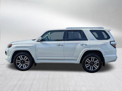 Blizzard Pearl 2018 Toyota 4Runner Limited