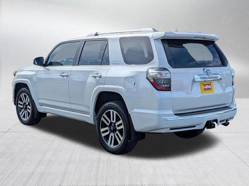 Blizzard Pearl 2018 Toyota 4Runner Limited