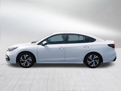 Crystal White Pearl 2025 Subaru Legacy Premium