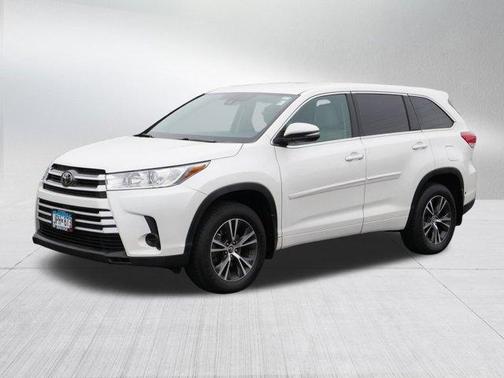 2017 Toyota Highlander LE