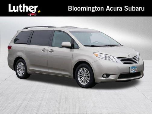 2015 Toyota Sienna XLE