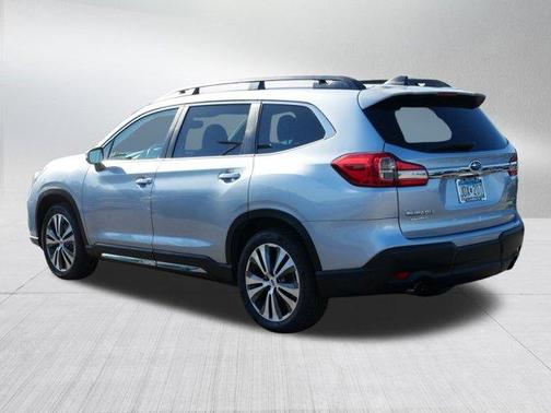 2022 Subaru Ascent Limited 8-Passenger