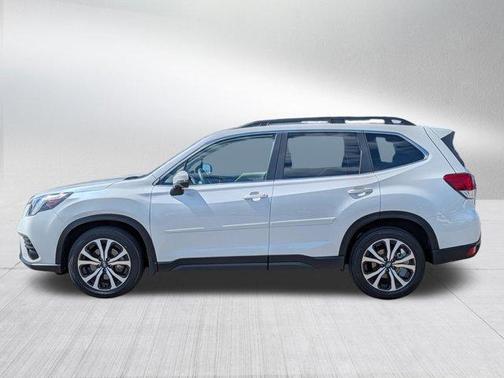 Crystal White Pearl 2023 Subaru Forester Limited