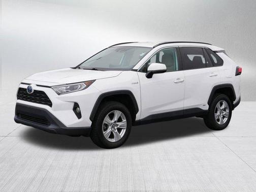 2020 Toyota RAV4 Hybrid XLE