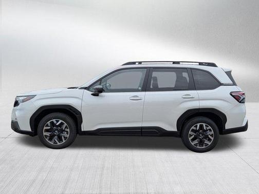 Crystal White Pearl 2025 Subaru Forester Premium