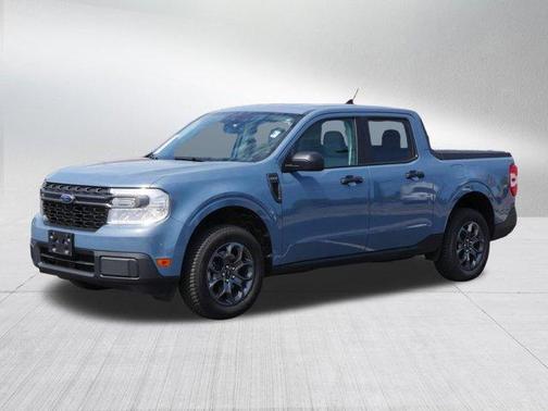 Azure Gray Metallic 2024 Ford Maverick XLT