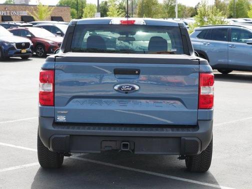 Azure Gray Metallic 2024 Ford Maverick XLT