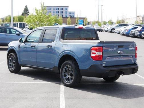 Azure Gray Metallic 2024 Ford Maverick XLT