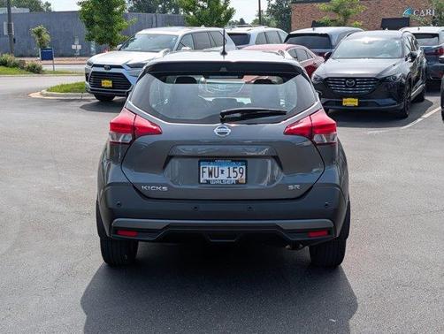 Gun Metallic 2020 Nissan Kicks SR