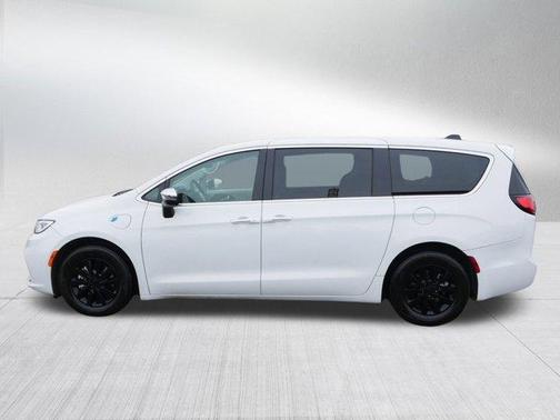 2023 Chrysler Pacifica Hybrid Limited