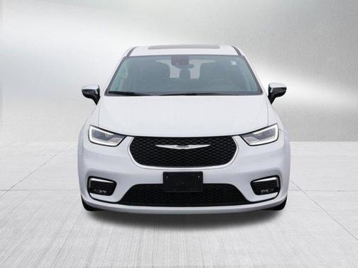 2023 Chrysler Pacifica Hybrid Limited