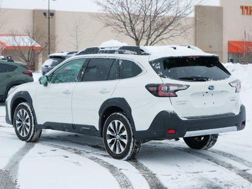 2025 Subaru Outback Touring
