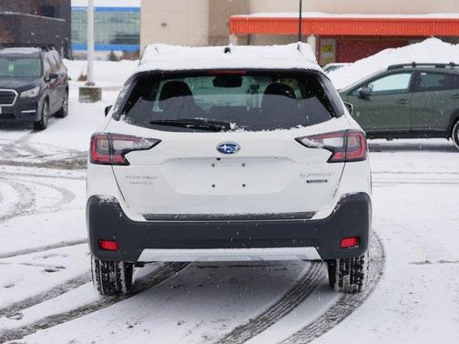 2025 Subaru Outback Touring