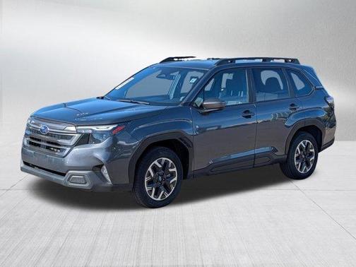 Magnetite Gray Metallic 2025 Subaru Forester Premium