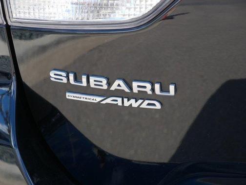 Crystal Black Silica 2023 Subaru Forester Premium
