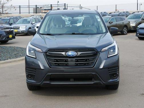 Magnetite Gray Metallic 2022 Subaru Forester