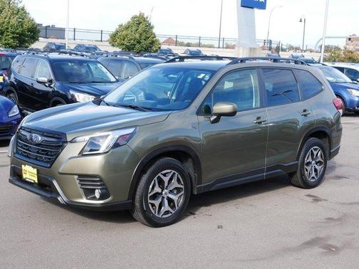 2023 Subaru Forester Premium
