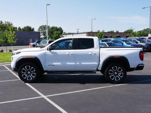 Summit White 2023 GMC Canyon AT4