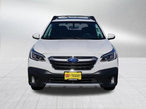 Crystal White Pearl 2020 Subaru Outback Limited