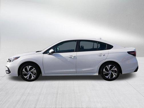 Crystal White Pearl 2025 Subaru Legacy Premium