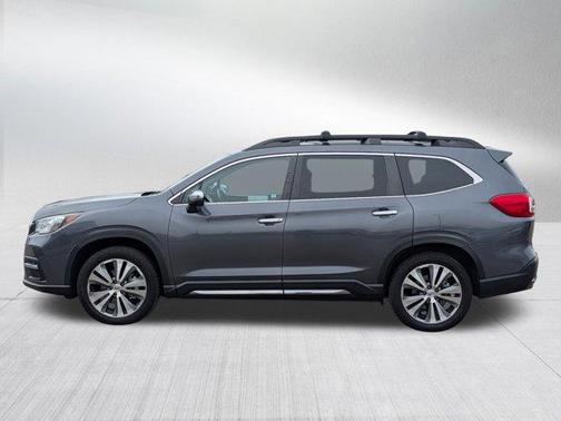 Magnetite Gray Metallic 2022 Subaru Ascent Touring 7-Passenger