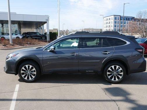 Magnetite Gray Metallic 2024 Subaru Outback Touring XT