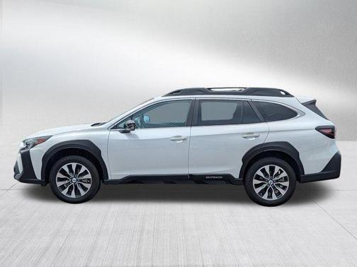 Crystal White Pearl 2024 Subaru Outback Limited