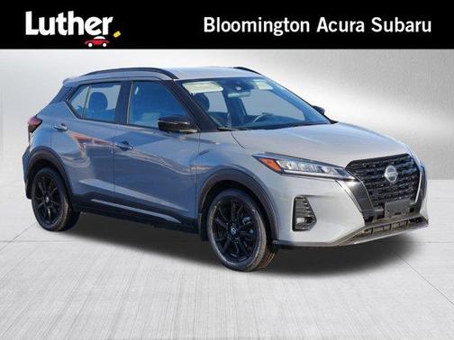 2021 Nissan Kicks SR