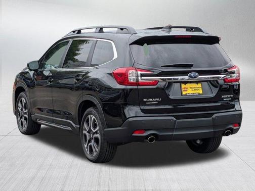 Crystal Black Silica 2025 Subaru Ascent Limited