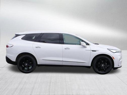 White Frost Tri-Coat 2024 Buick Enclave Essence