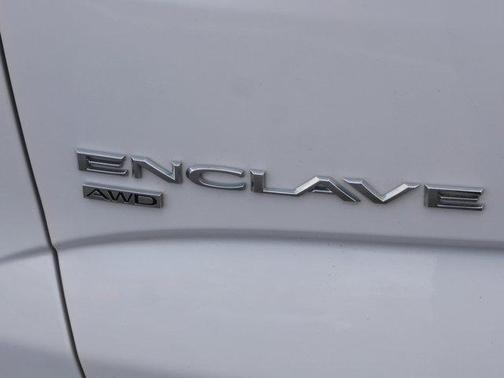 White Frost Tri-Coat 2024 Buick Enclave Essence