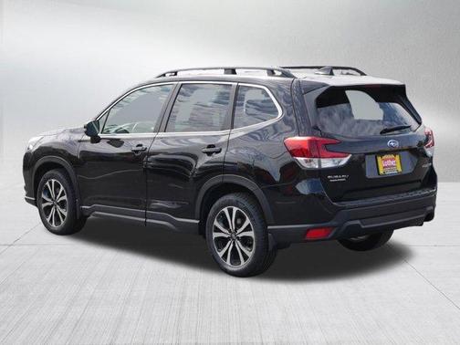 Crystal Black Silica 2023 Subaru Forester Limited