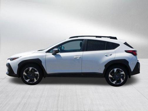 Crystal White Pearl 2024 Subaru Crosstrek Limited
