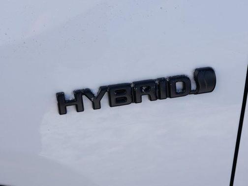 2020 Toyota RAV4 Hybrid LE