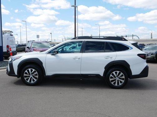 Crystal White Pearl 2024 Subaru Outback Premium