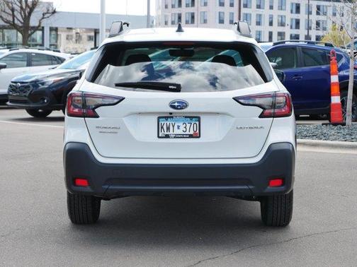 Crystal White Pearl 2024 Subaru Outback Premium