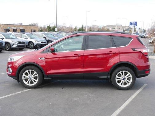 Ruby Red Metallic Tinted Clearcoat 2018 Ford Escape SE
