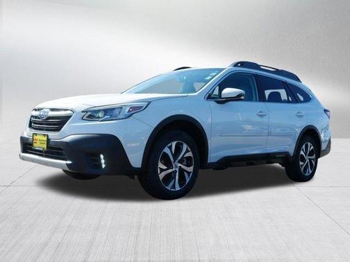 Crystal White Pearl 2021 Subaru Outback Limited
