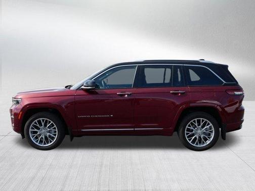 Velvet Red Pearlcoat 2023 Jeep Grand Cherokee Summit