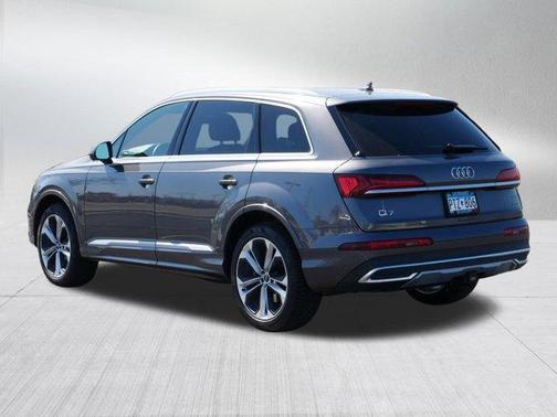 2021 Audi Q7 55 Premium Plus