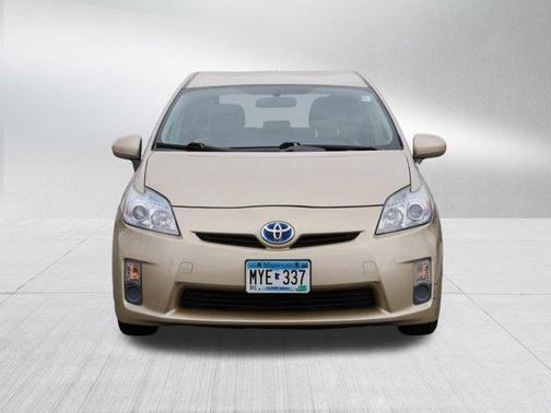 2010 Toyota Prius III